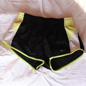 NIKE DRI-FIT RUNNING SHORTS